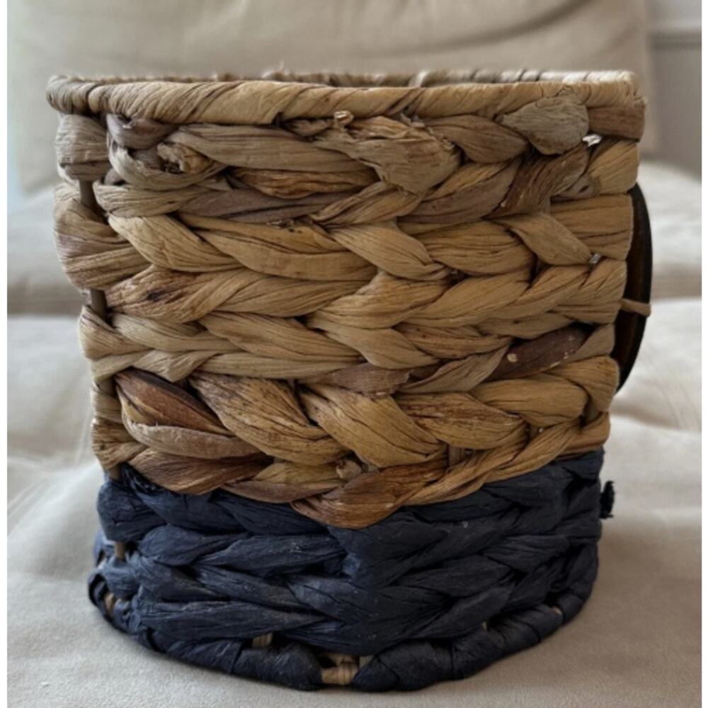 Thirty One Storage Basket 6” Tall Tan Blue Woven Wicker New Chalk Sign - Picture 5 of 6
